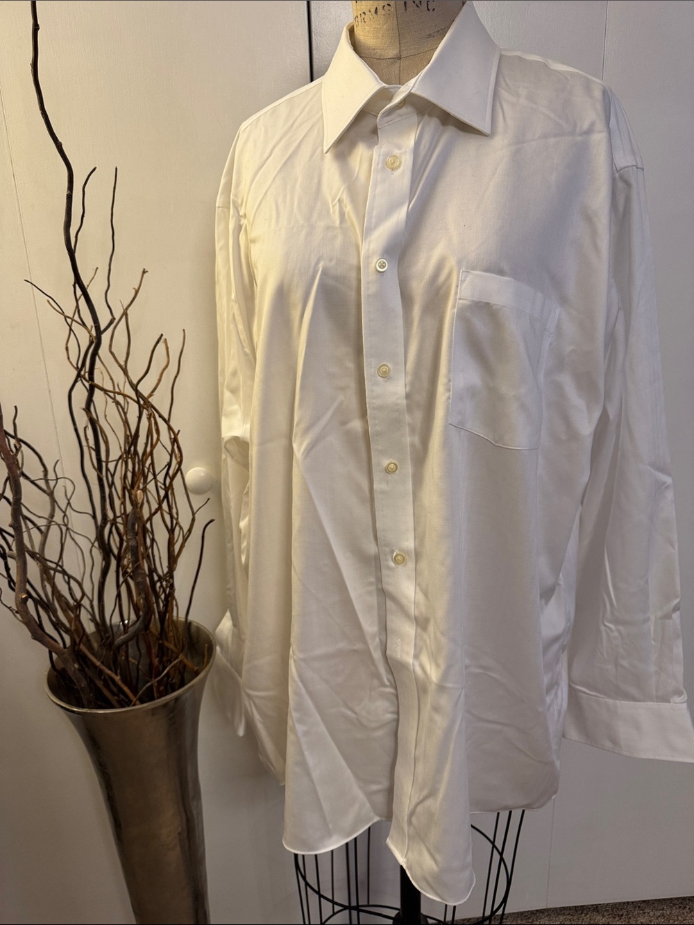 Joseph Abboud White Men's Dress Shirt - Pocket Front